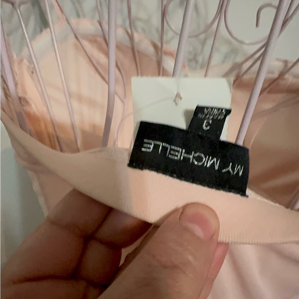Elegant MICHELLE Strapless Gown - Size 3 - Picture 6 of 9